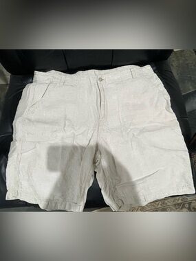 Men's Linen Casual Shorts in Off-White